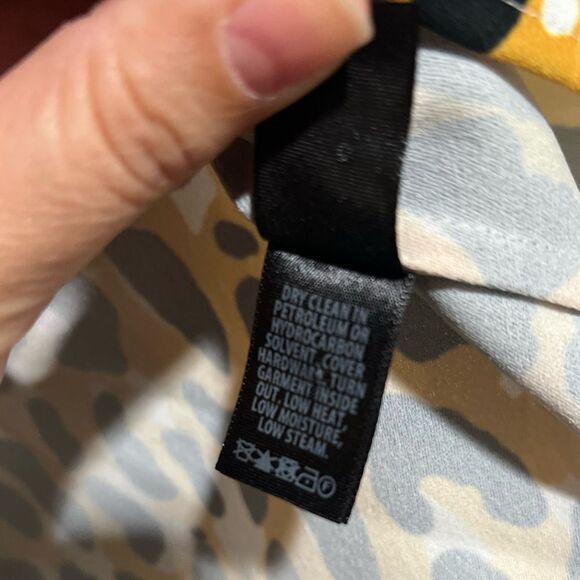 St. John Collection Satin Back Leopard
Print Shirt - Picture 7 of 10